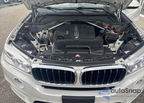 2015 BMW X5 xDrive35D z USA, uszkodzony, nr VIN 5UXKS4C59F0N09643